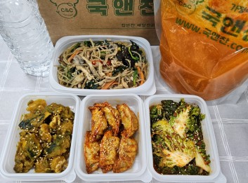 오늘의반찬 5종세트(부대김치찌개,궁중잡채,단호박견과조림,만두강정,봄동겉절이)