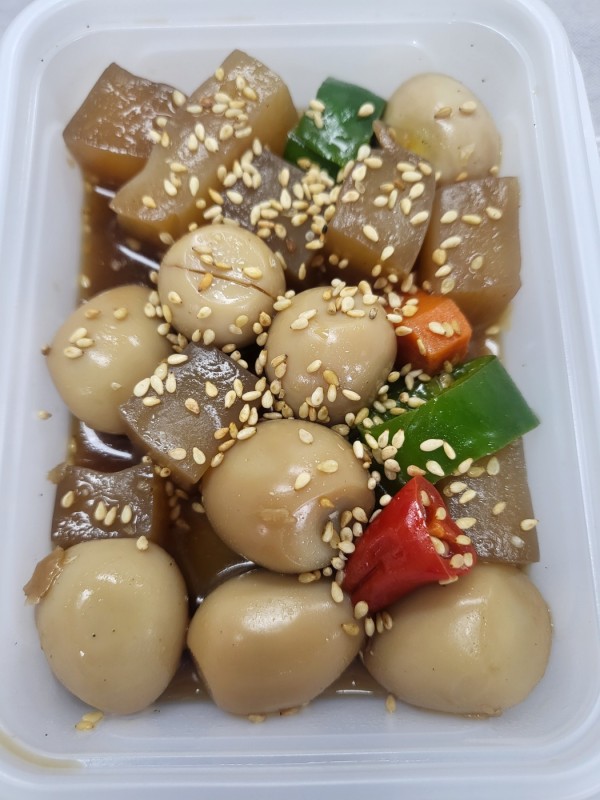 메추리알곤약조림