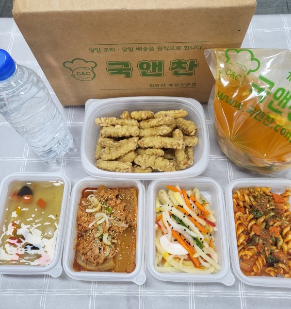 오늘의반찬 5종세트(명란순두부찌개,탕수육&#038;amp;소스,살사푸실리샐러드,참치무조림,유자도라지무침)