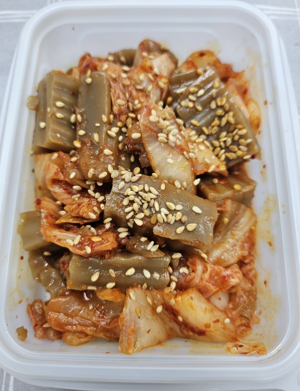 도토리묵김치무침