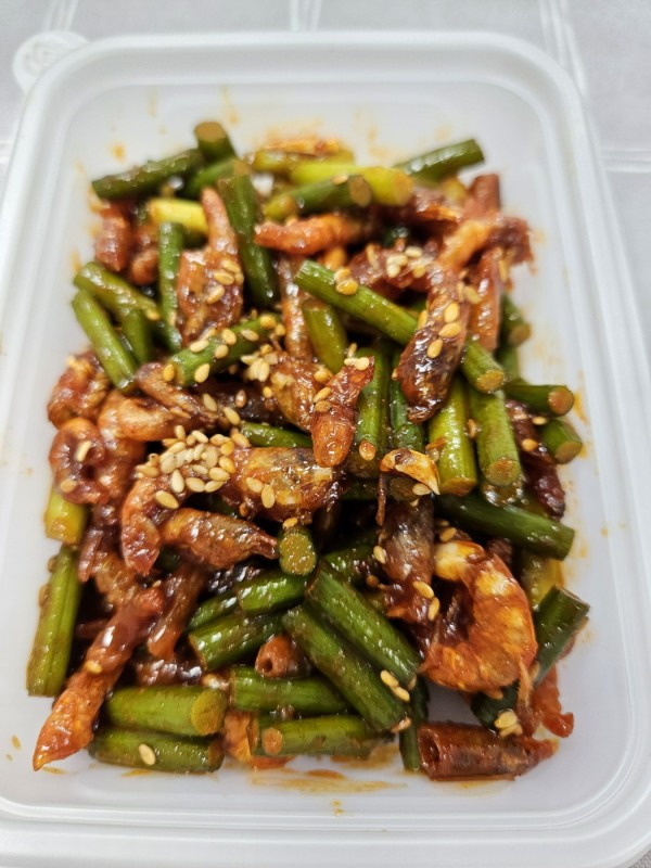 건새우마늘쫑볶음