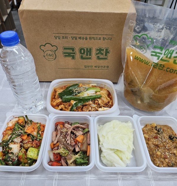 오늘의반찬 5종세트-근대된장국, 대파제육볶음,오징어곤약장조림,양배추쌈&#038;amp;우렁쌈장,오이소박이