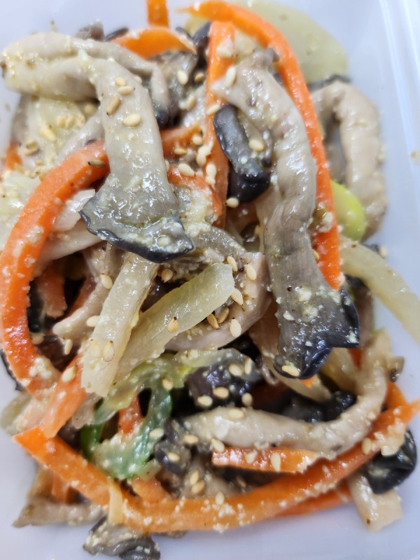 느타리버섯볶음